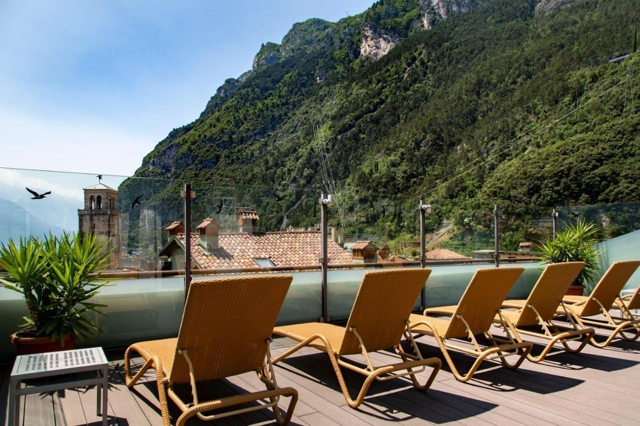 Hotel Antico Borgo Riva del Garda Exteriör bild