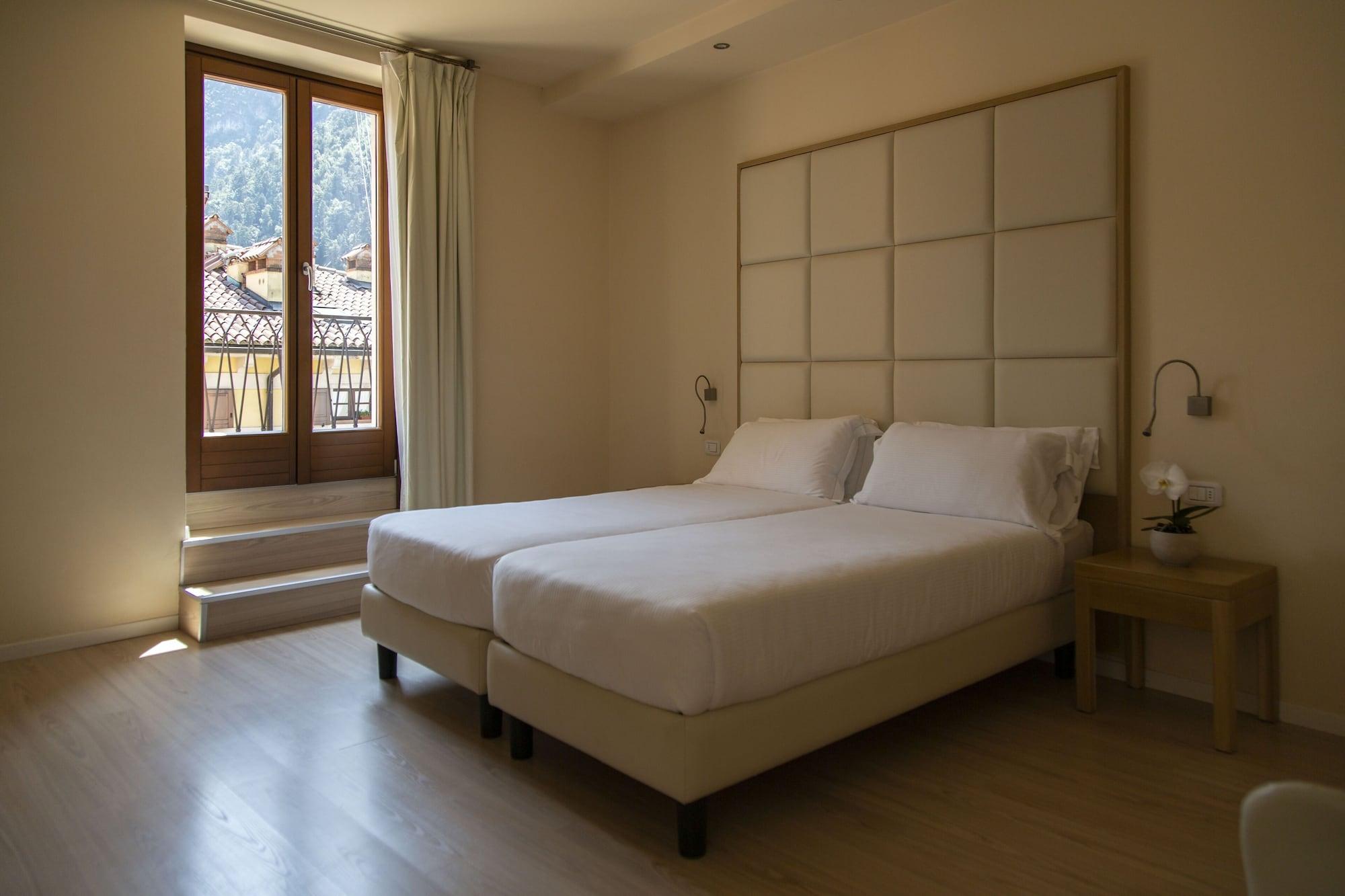 Hotel Antico Borgo Riva del Garda Exteriör bild